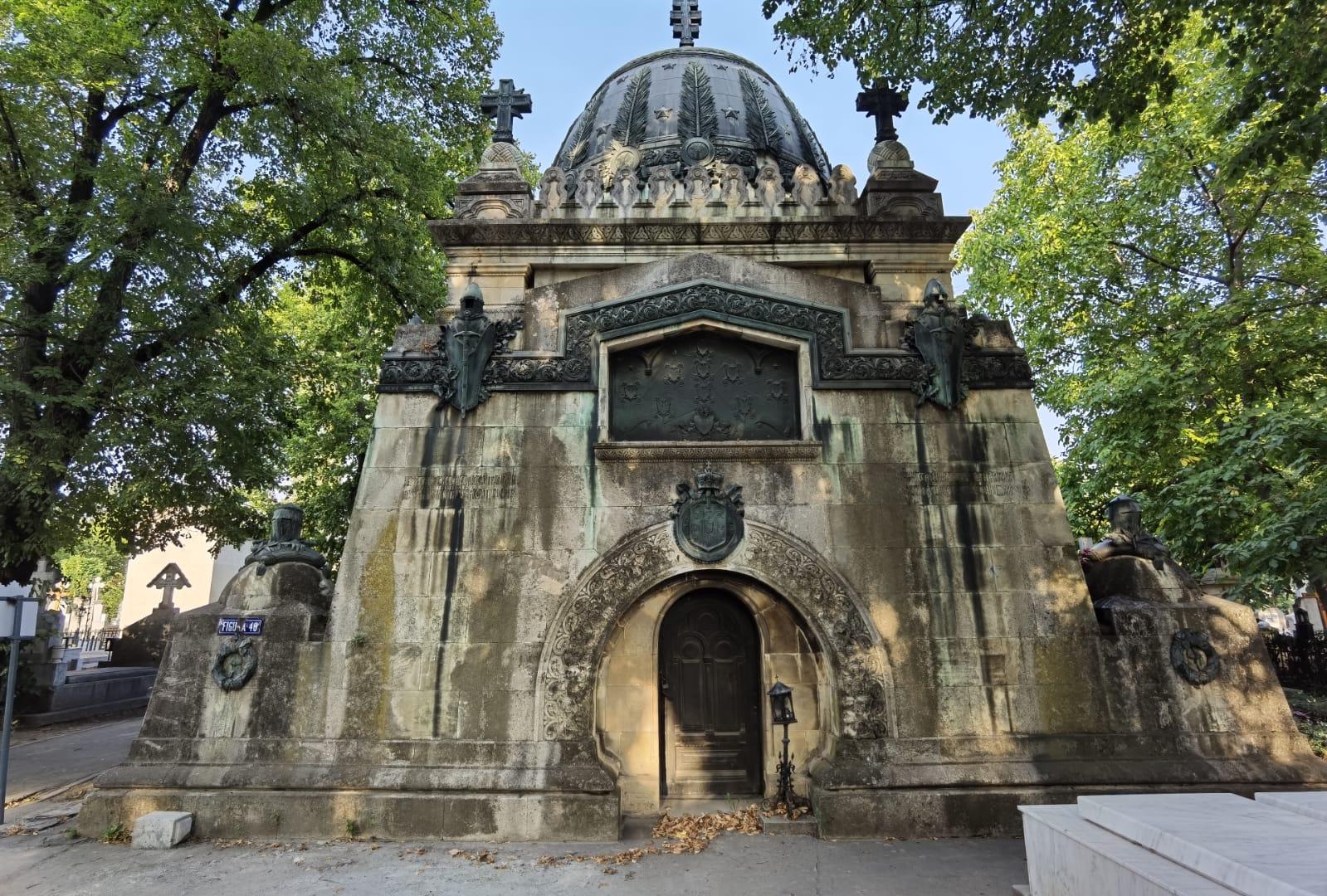 Mausoleu privat Bellu